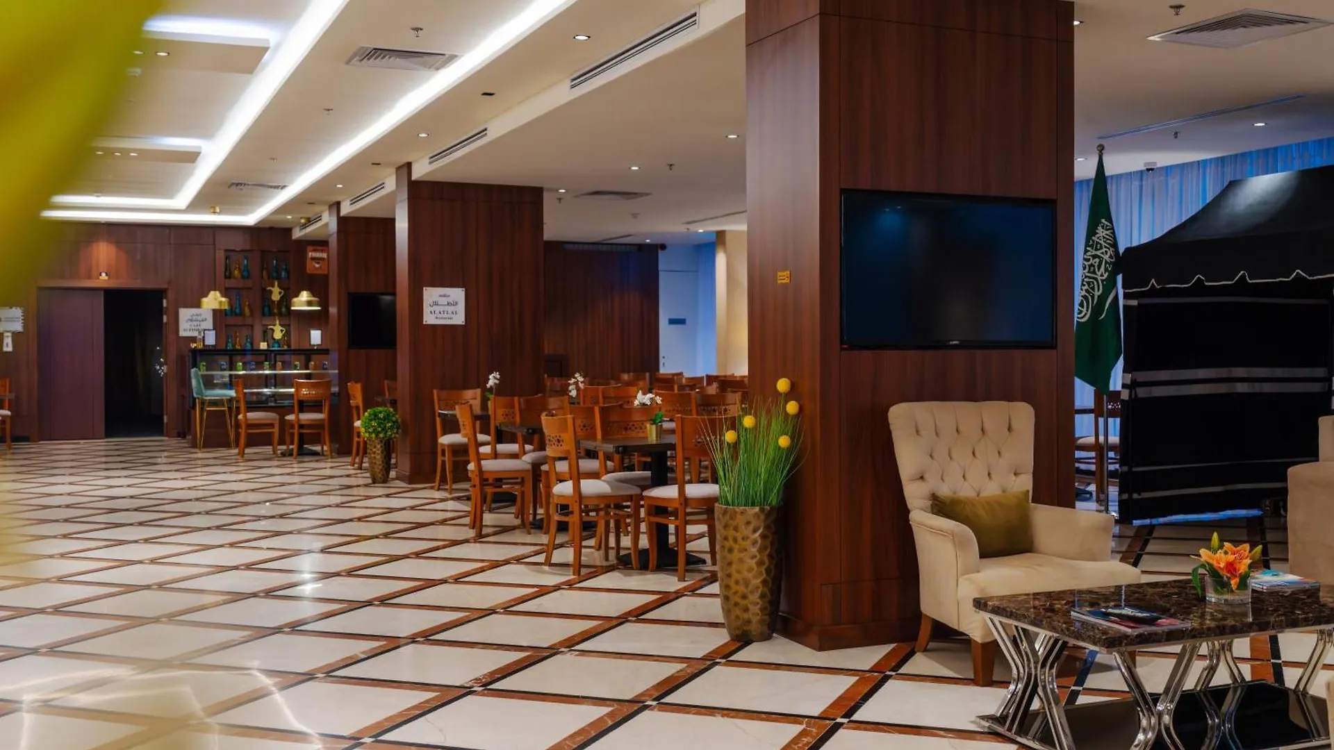 *****  Sunday Red Sea Fountain Alhamra Formerly Vivid Plaza Hotel 吉达 沙特阿拉伯