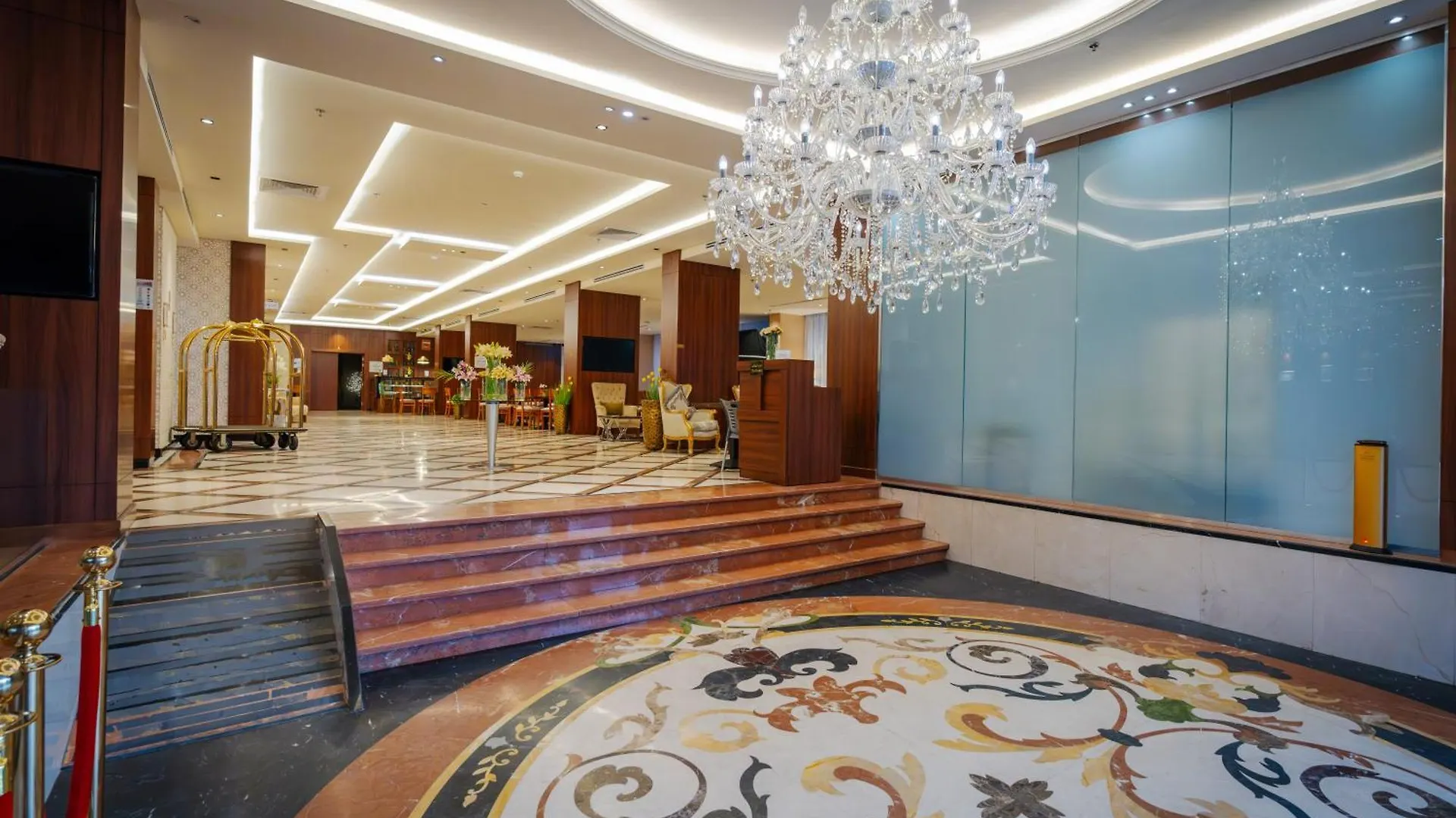 Sunday Red Sea Fountain Alhamra Formerly Vivid Plaza Hotel Jeddah